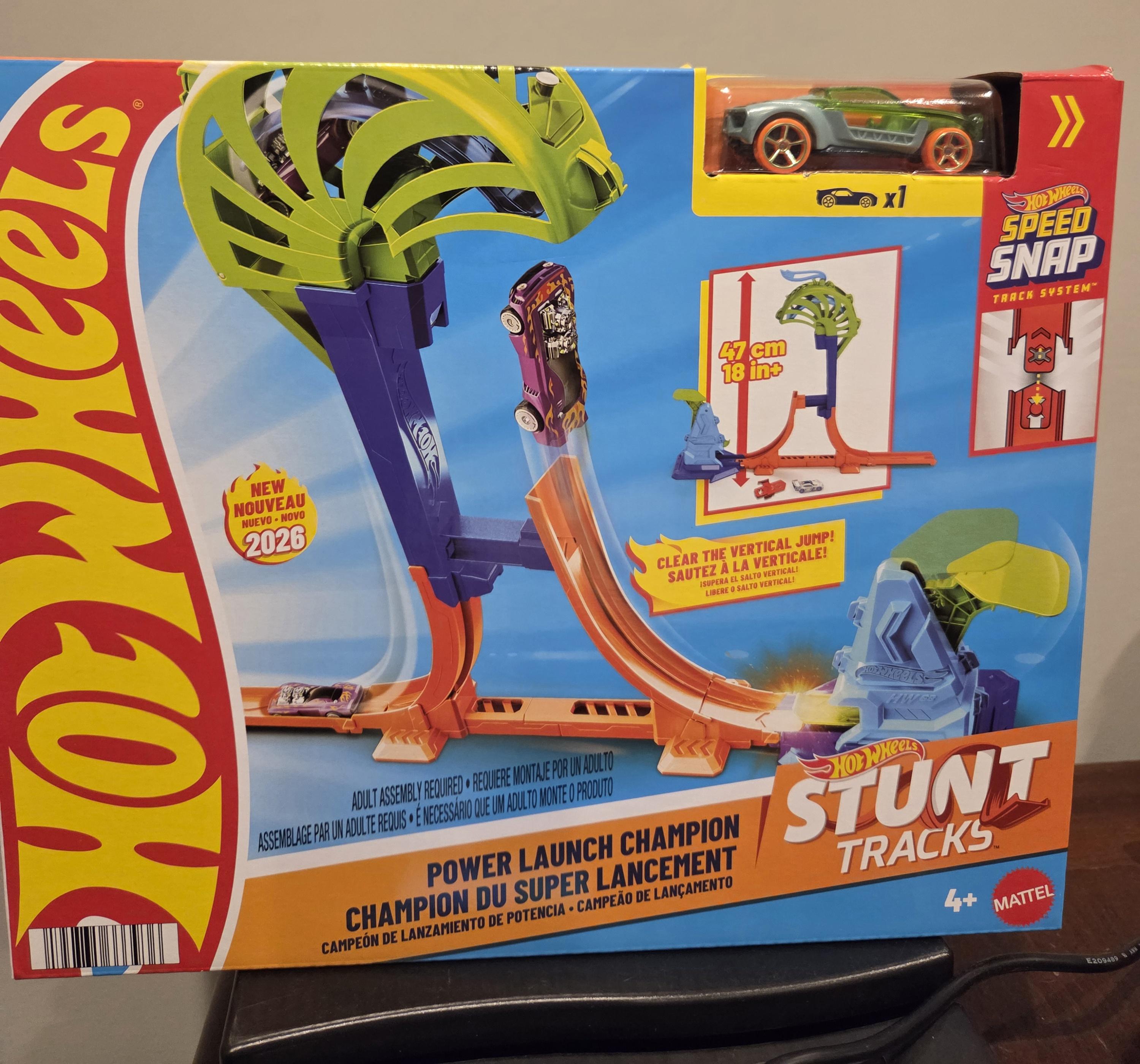Hot Wheels Toy Car & Track Set, Stunt Tracks Power Launch Champion